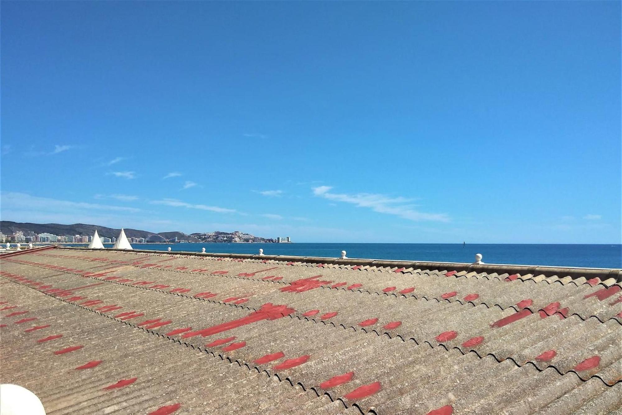 Vacansis Habitaciones De Hostal A Primera Linea De Playa En 쿠엘라 외부 사진