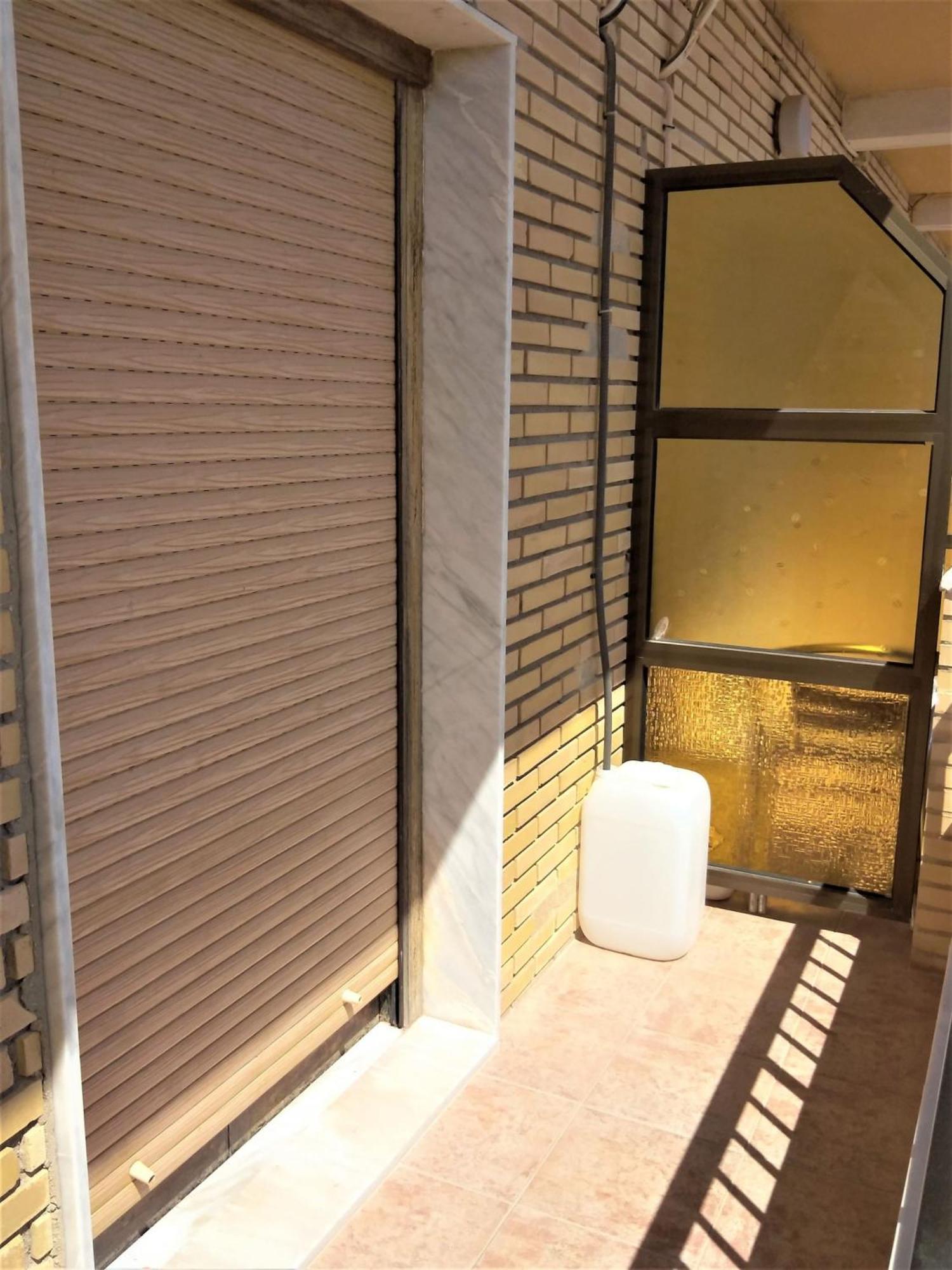 Vacansis Habitaciones De Hostal A Primera Linea De Playa En 쿠엘라 외부 사진